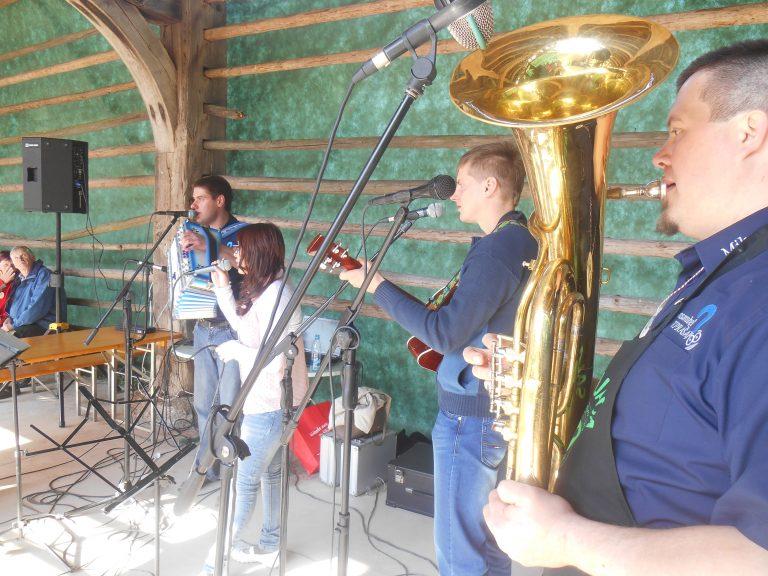 Prvo leto društva · 2015