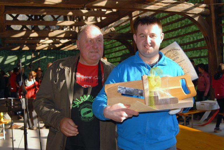 Prvo leto društva · 2015